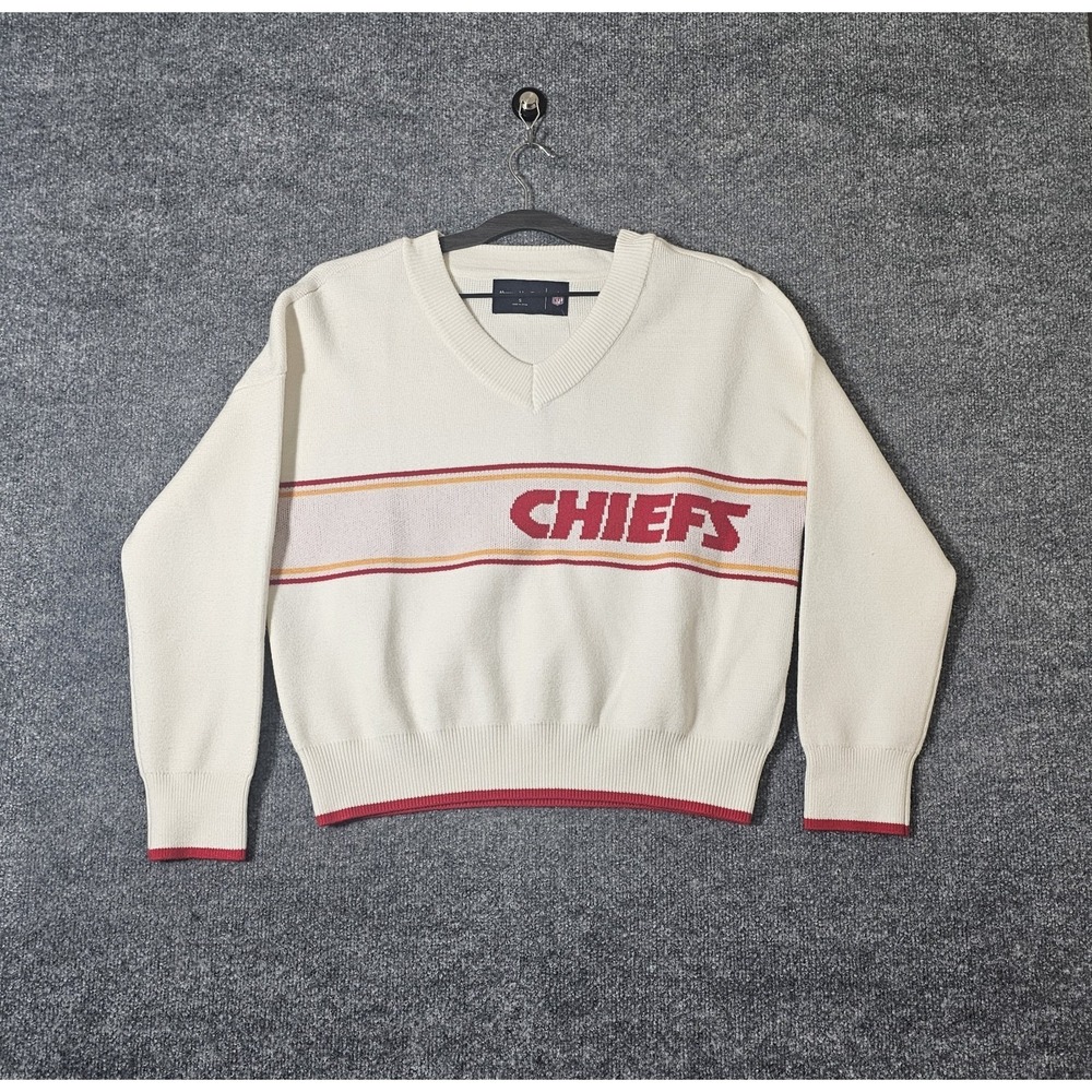 Abercrombie & Fitch white and red Kansas City Chiefs NFL V-neck sweater Size S